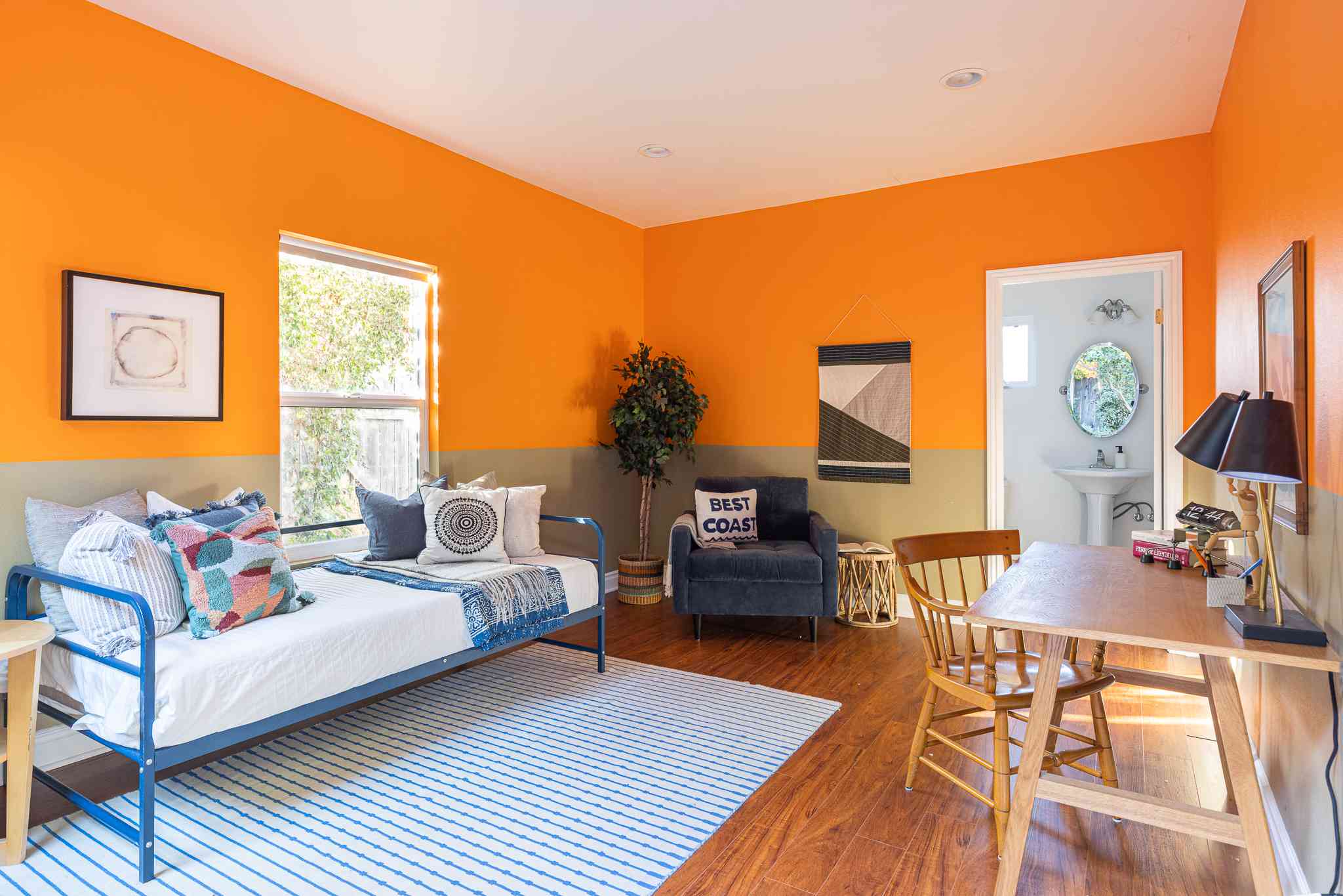 12 Beautiful Ideas on Which Color Matches with Orange for Your Decor Inspiration