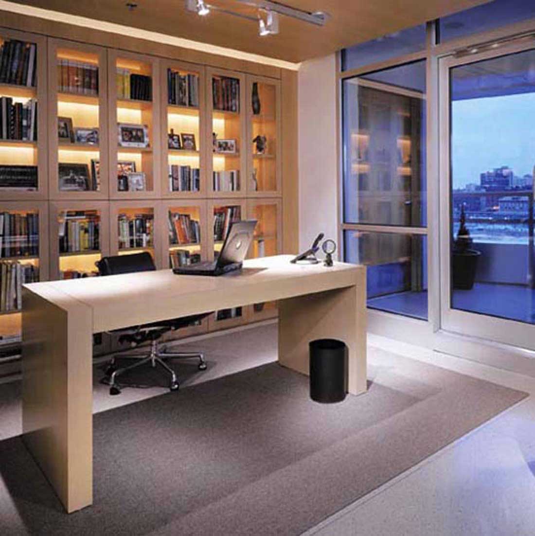 Add Personal Touches to Your Men's Home Office