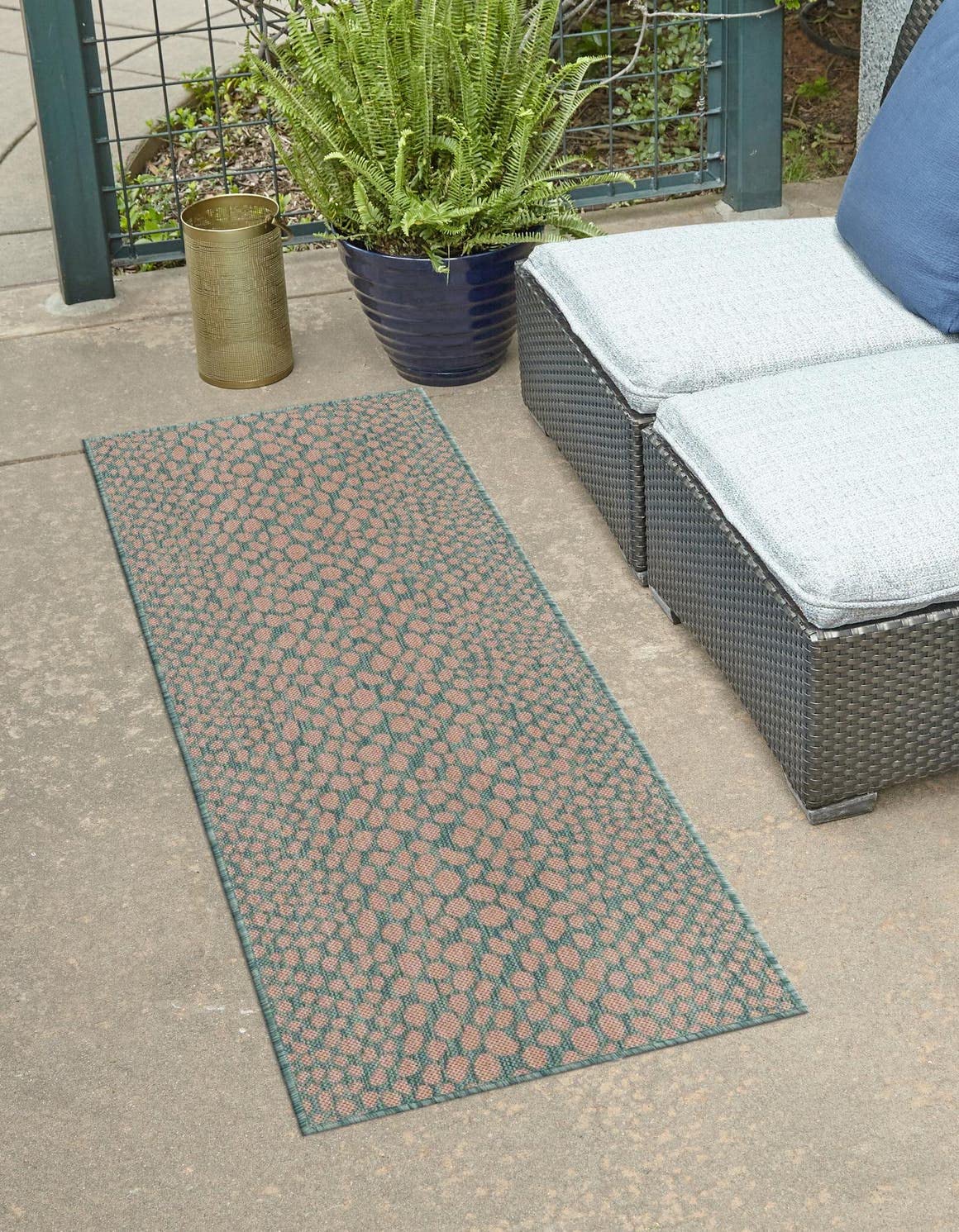 Jill Zarin Outdoor Rugs vs. Competitors, How They Stack Up for Style & Longevity (2025)