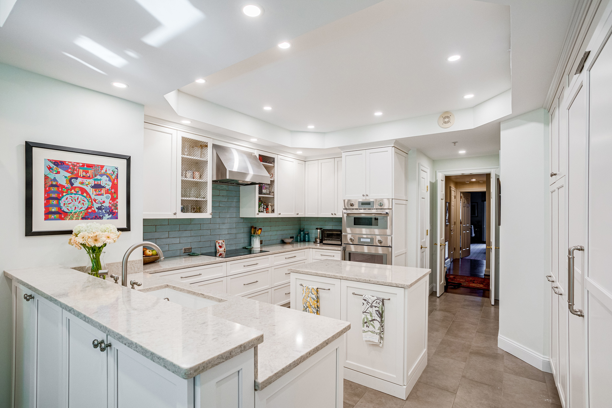 Kitchen Soffit Lighting Solutions, Smart Ideas for Task Lighting, Ambiance & Style [2025]