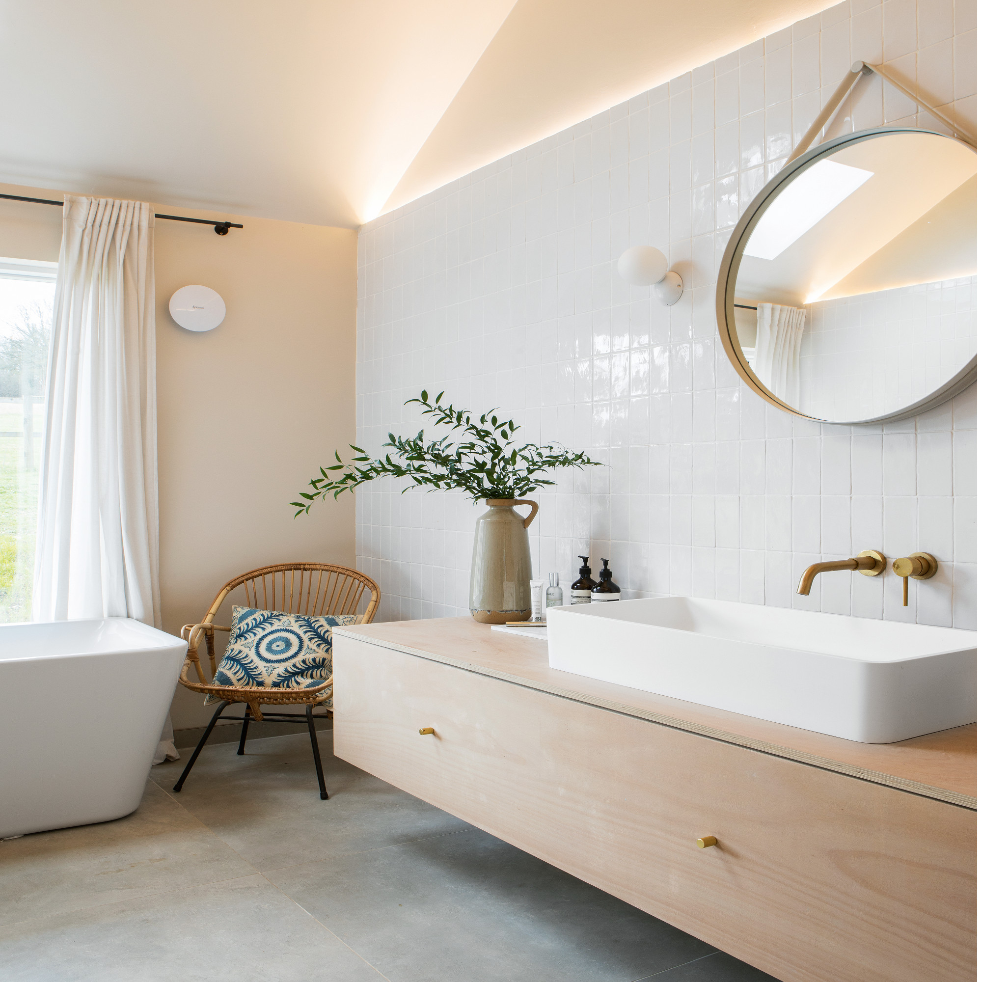 Modern Beige Bathroom Ideas 2025, The Ultimate Guide to Chic & Calming Spaces