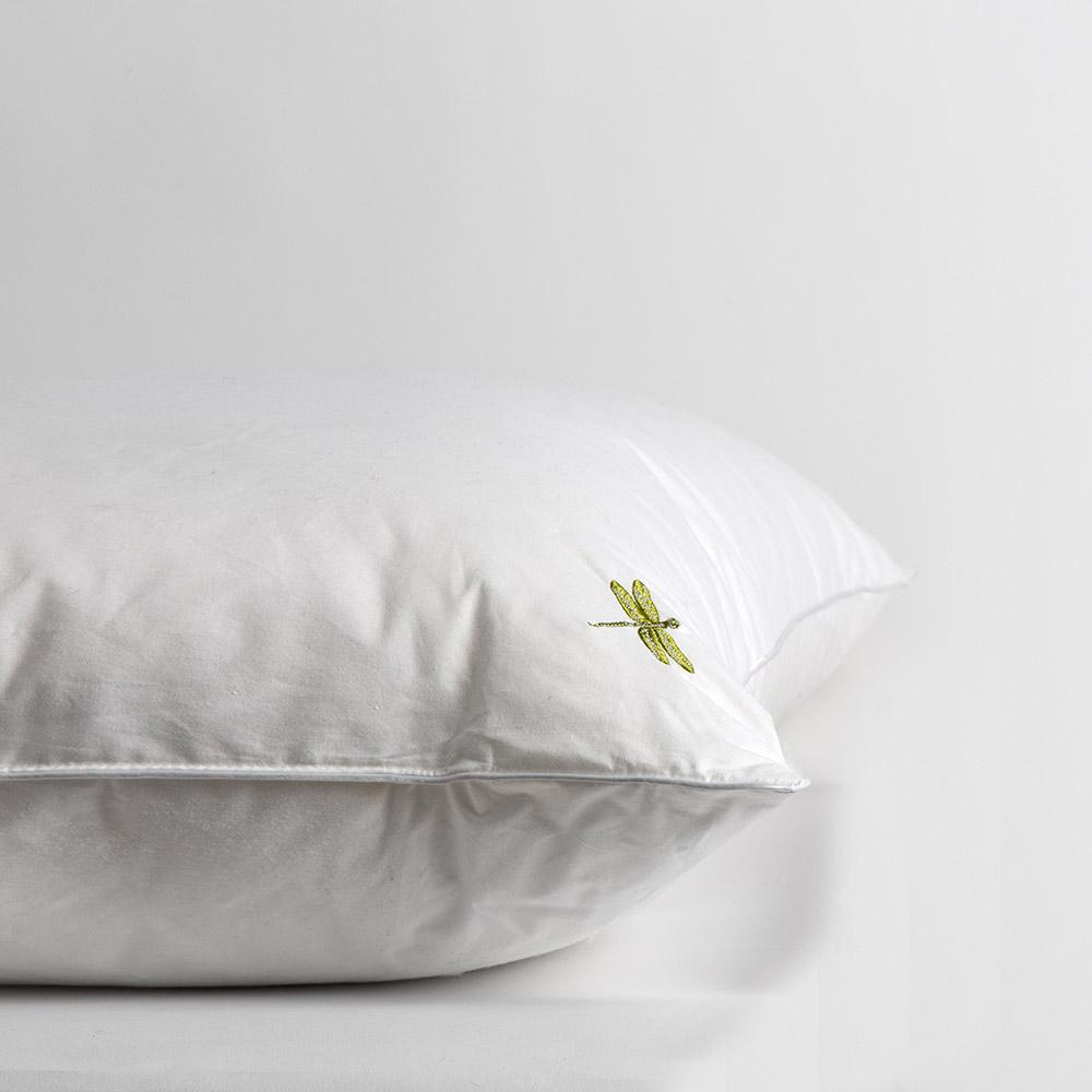 Quiet Mind Pillow A Real-World Review on Comfort, Weight & Calming Effects