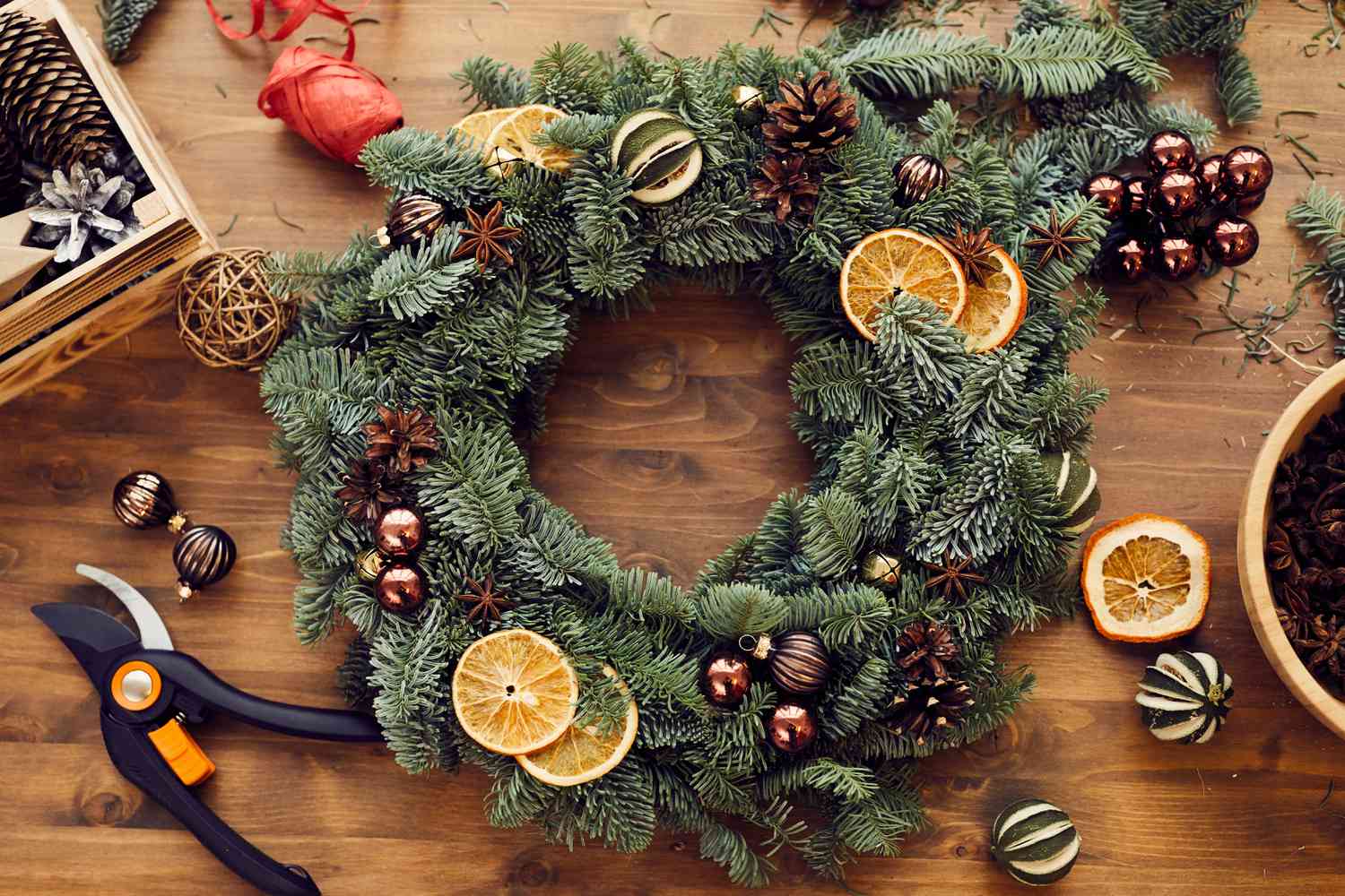 Stunning Decorated Wreaths for Christmas 2025 Inspiration & DIY Ideas