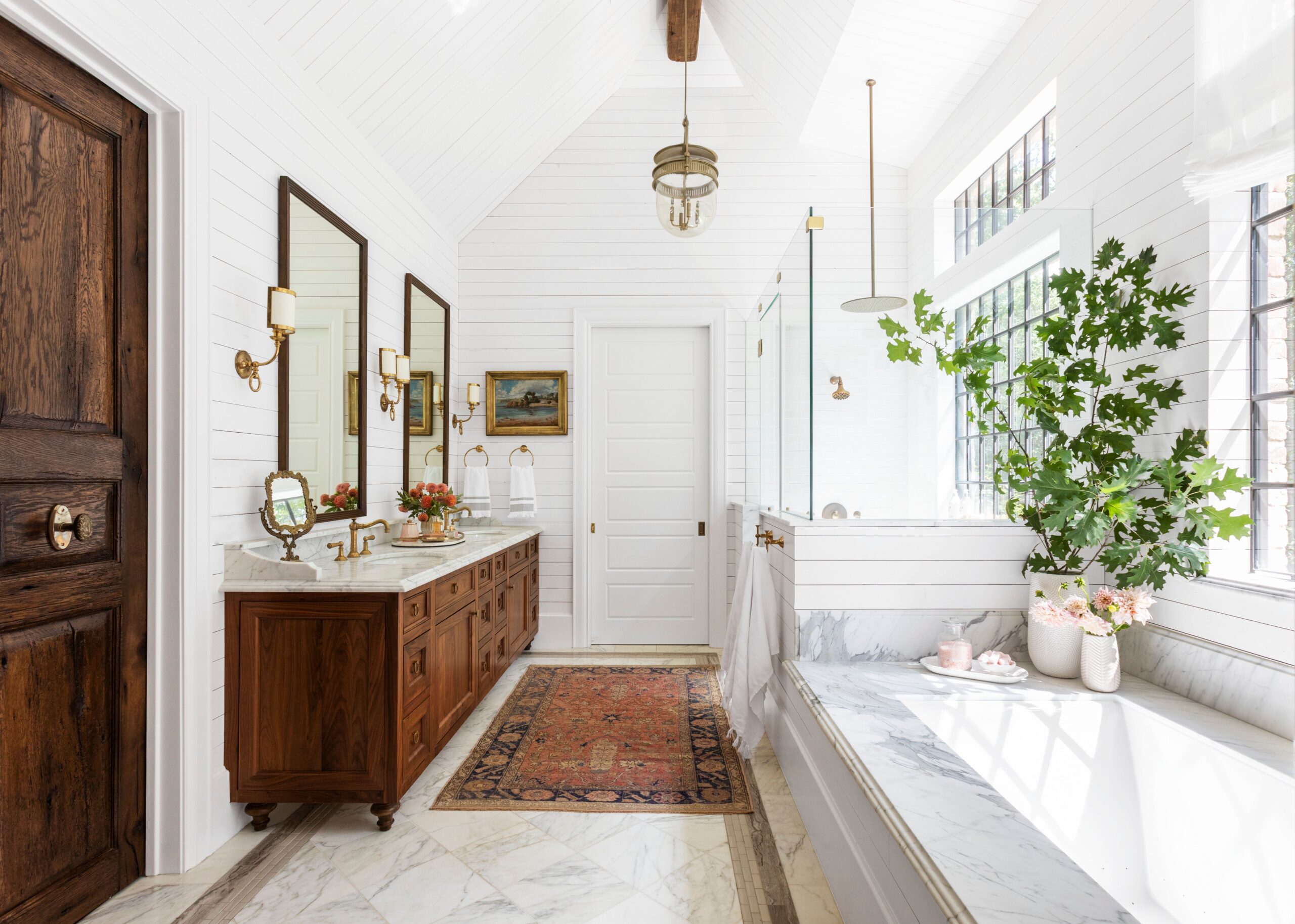 Trending Farmhouse Bathroom Lighting, Modern Rustic & Industrial Farmhouse Ideas for 2025