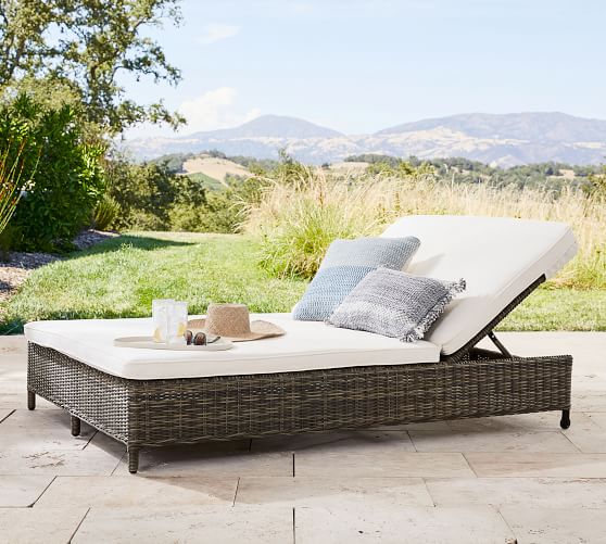 Best Outdoor Double Chaise Lounge Chairs for Your Patio & Poolside
