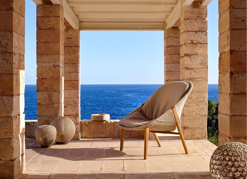 Luxury High Back Outdoor Lounge Chairs. Unwind in Style & Support