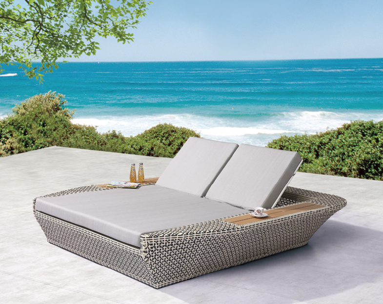 Outdoor Double Chaise Lounge Chairs. Comfort, Design & Weatherproof Options