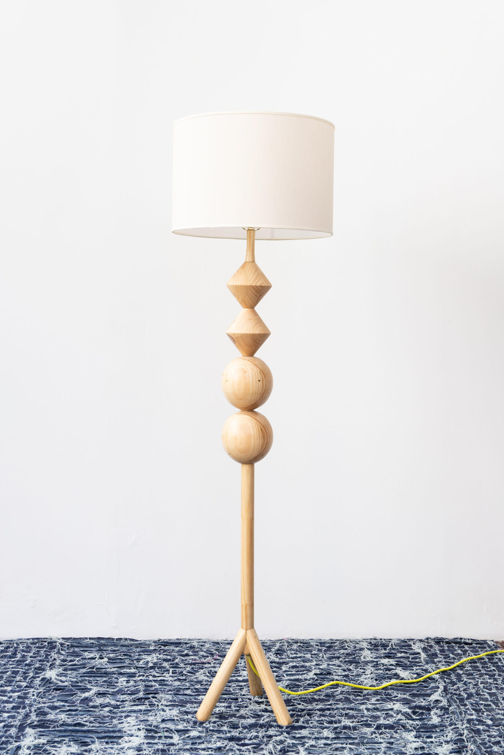 The Ultimate Guide to the Hugo Barbell Floor Lamp (Features & Assembly)