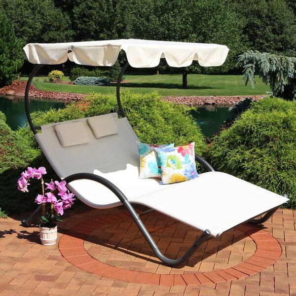 Transform Your Backyard with a Luxurious Outdoor Double Chaise Lounge Chairs