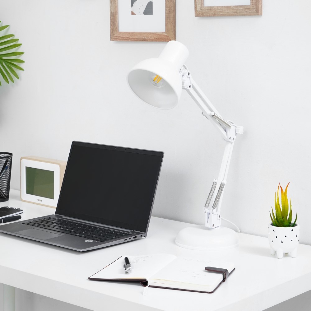 Why a Swing Arm Desk Light is a Must-Have for Your Workspace
