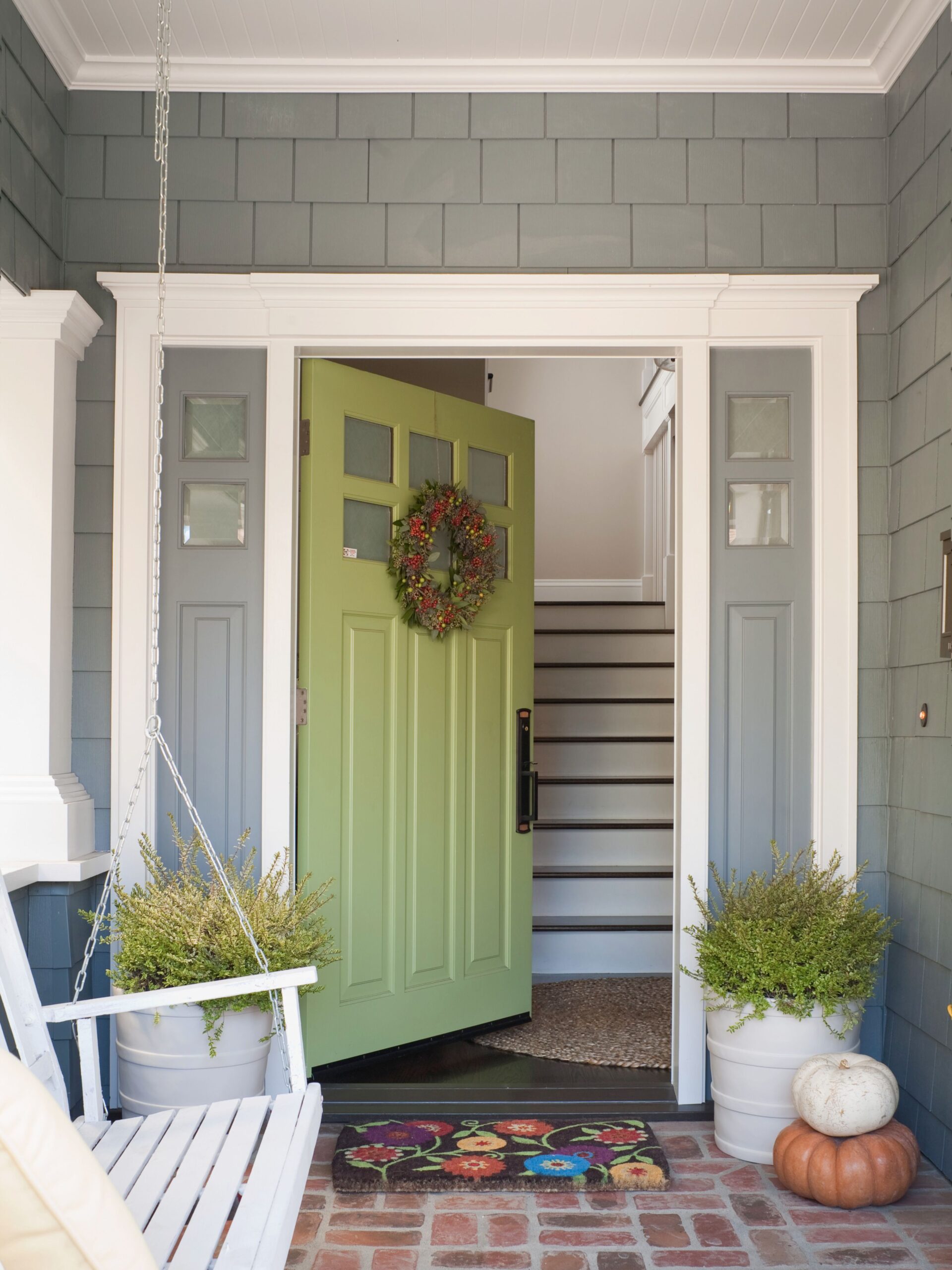 10 Stunning Front Door Molding Ideas to Boost Your Home’s Curb Appeal