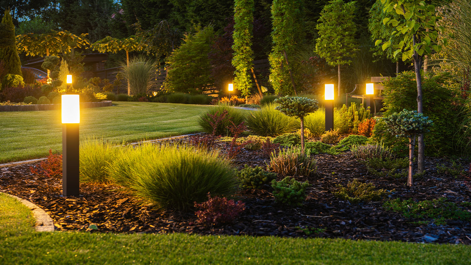 10 Stunning Landscape Lighting Design Ideas to Transform Your Outdoor Space