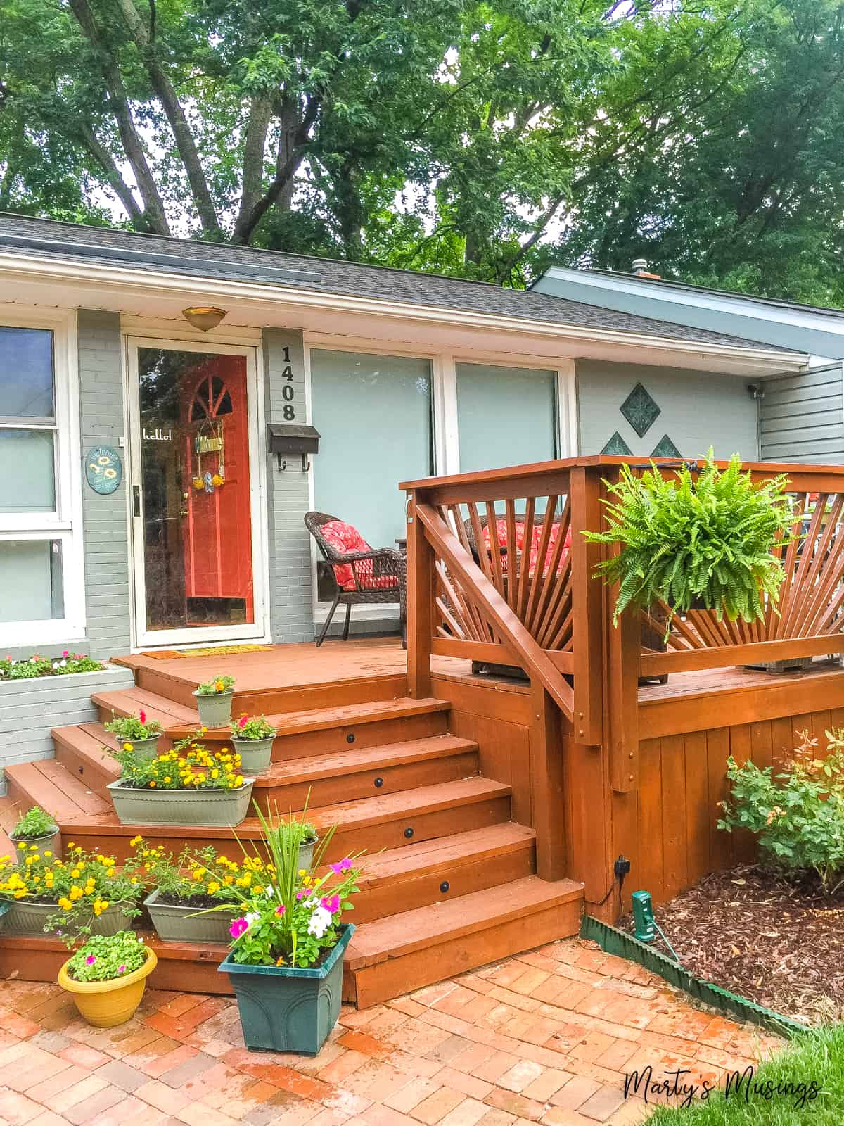 20 Stunning Front Door Deck Ideas to Boost Your Home’s Curb Appeal
