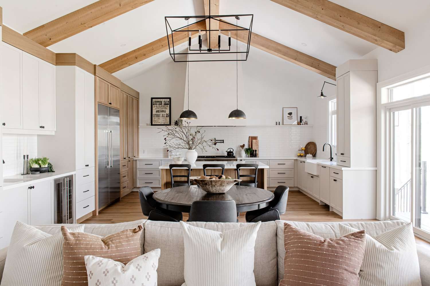 Elevate Your Interior with Vaulted Ceiling Ideas with Beams