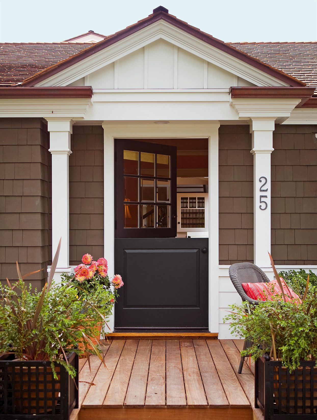 Step-by-Step Guide to Installing Front Door Molding Like a Pro