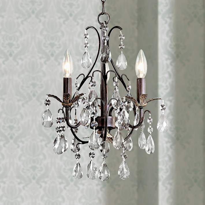 Where to Buy Small Crystal Chandeliers Online – Top Picks 2024