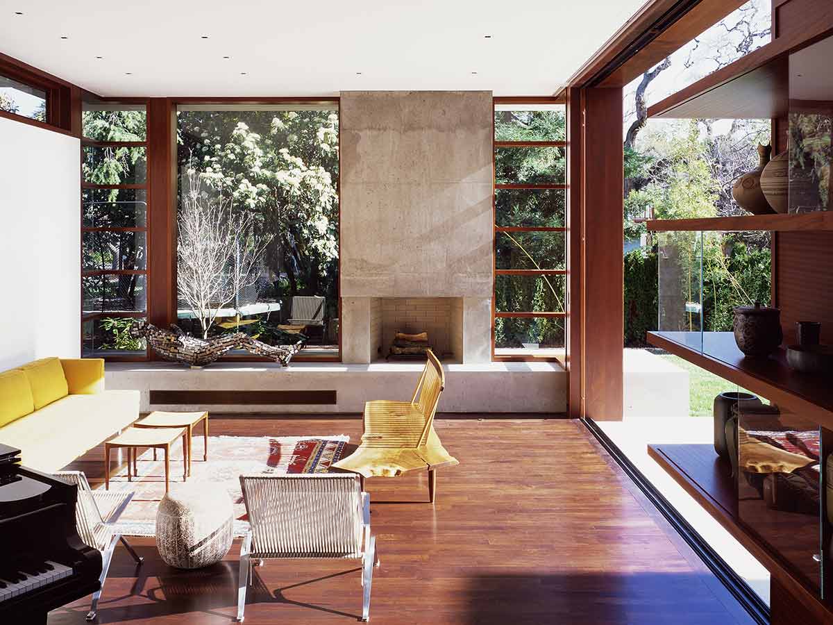 Why Japanese Modern House Design Is Perfect for Small & Luxury Homes