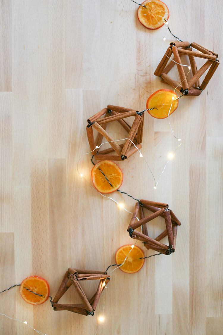 10 Cinnamon Stick Crafts to Fill Your Home with the Smell of Christmas