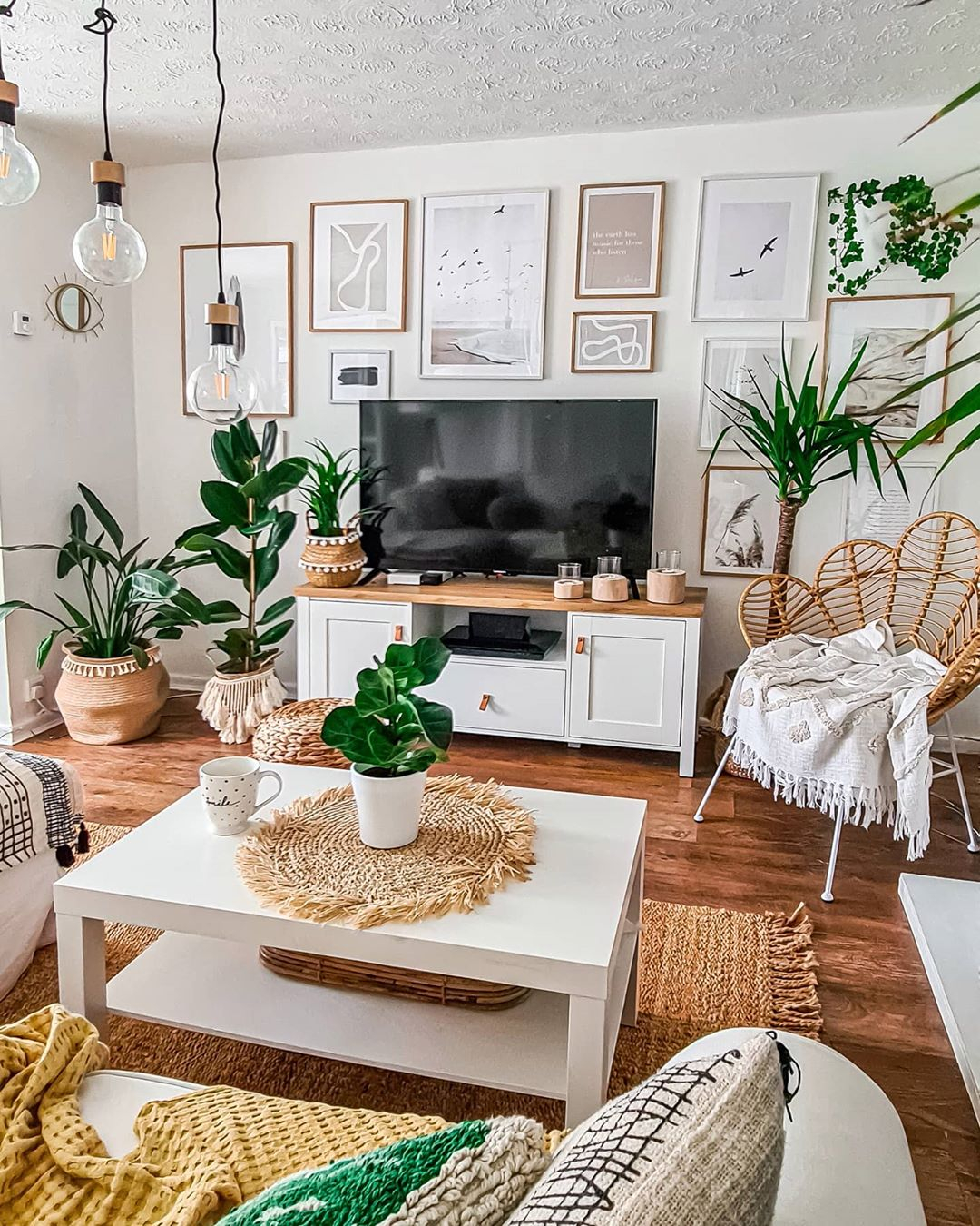 10 Space-Saving Small Living Room Ideas With Tvs regarding