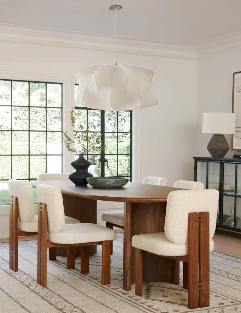 Finding the Perfect Oval Dining Room Table for Your Family of Eight