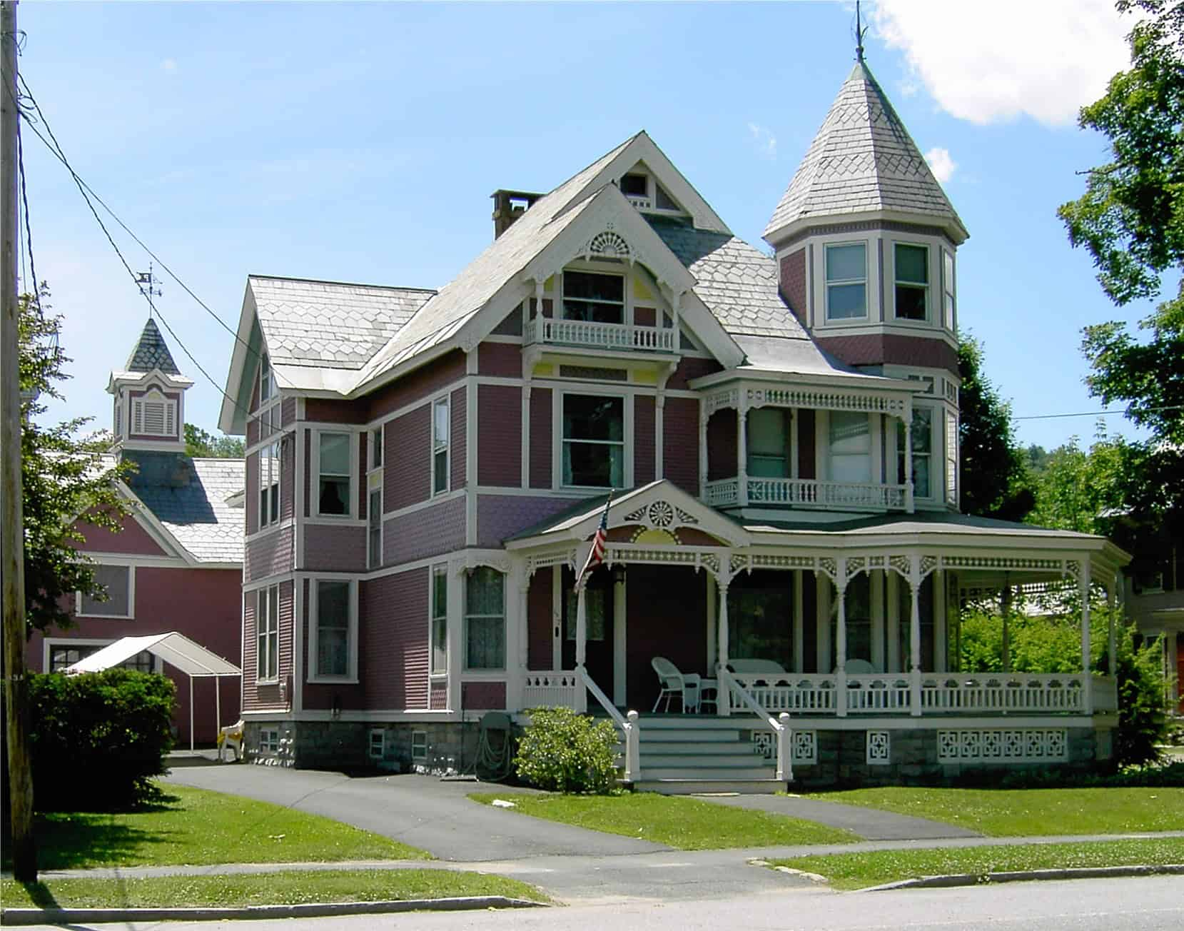 14 Extremely Impressive Victorian House Designs within Victorian Home Design Ideas