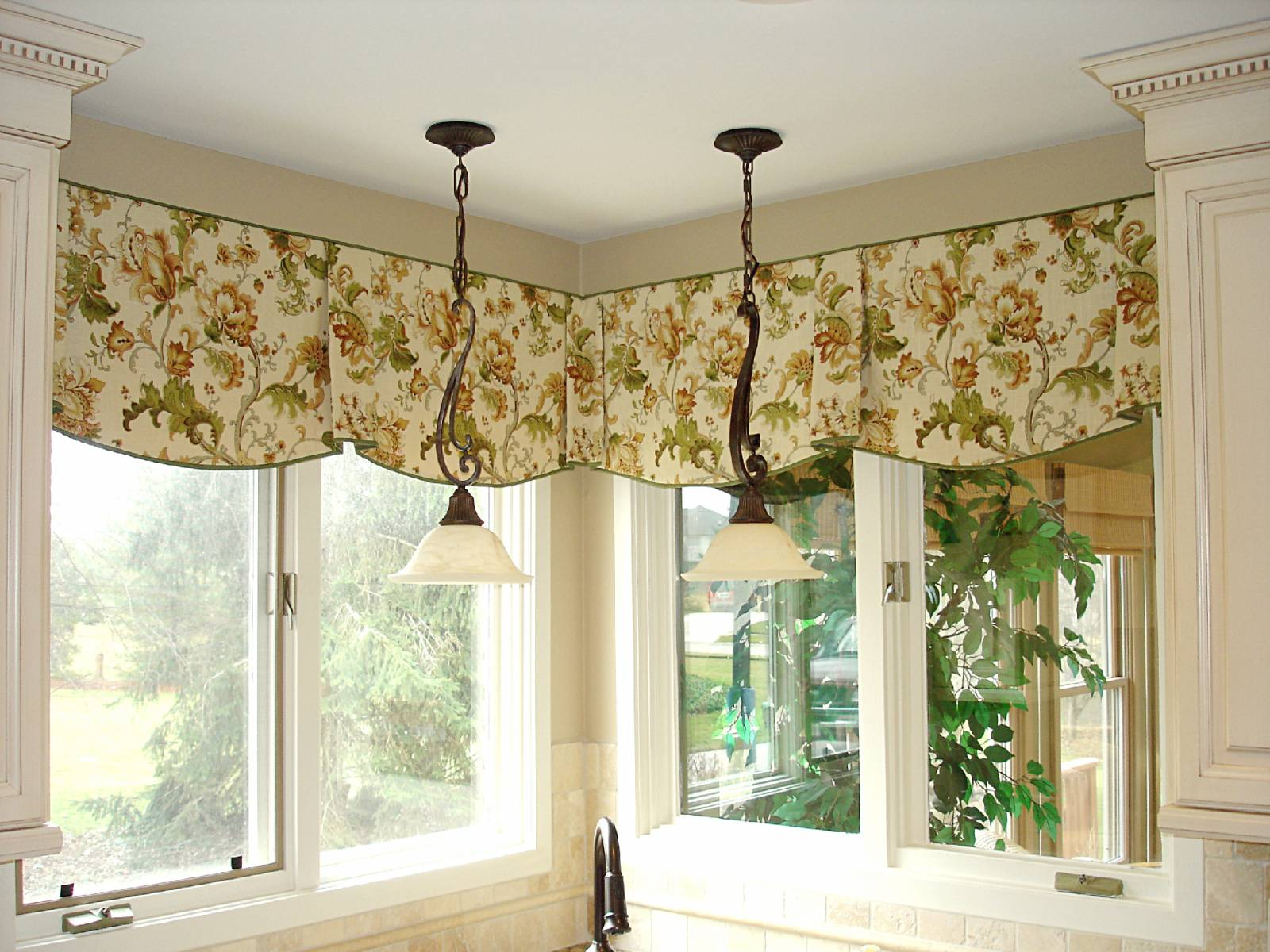 15 Amazing Kitchen Curtains Valances Ideas - Interior Design Inspirations pertaining to Making the Right Choice Modern Kitchen Valances for Every Taste