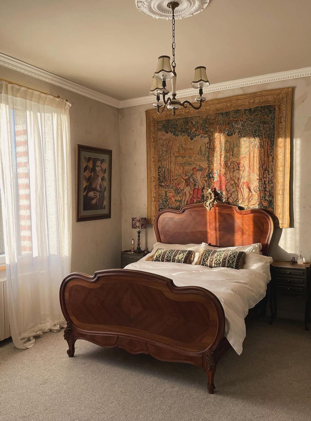 From Past to Present Classic Antique Bedroom Design Tips