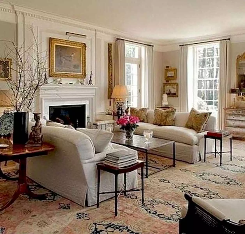 16 Traditional Living Room Design Ideas For A Classic And Elegant Look ... for Interior Design Ideas Traditional