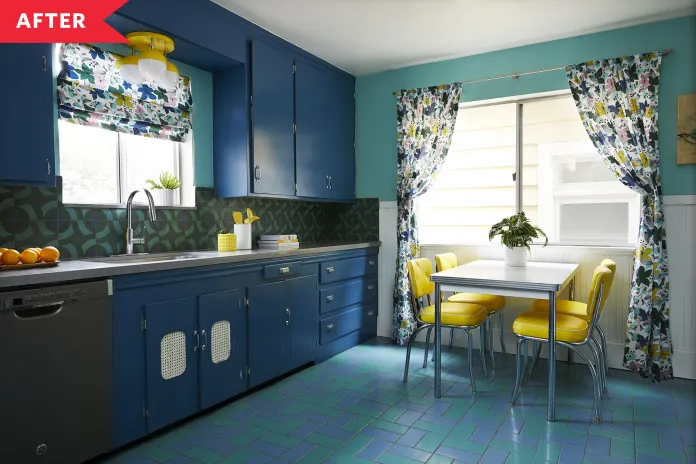 19 Retro Kitchens That’ll Make You Want To Embrace Vintage Vibes ... with regard to