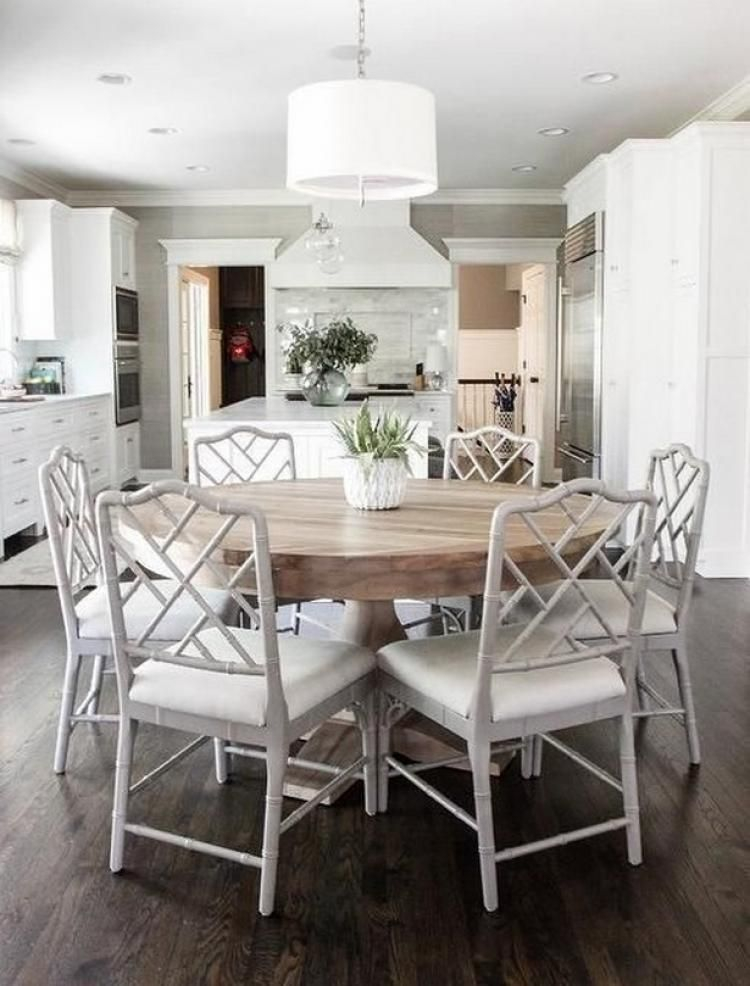 Expert Tips for Choosing a Dining Room Table Color You’ll Love