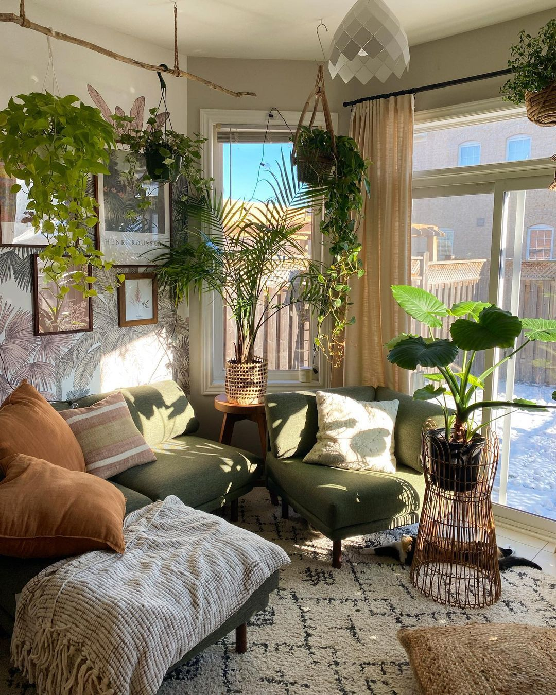 24 Cozy Living Room Ideas You'll Love within From Cozy Corners to Efficient Workflows Small Bakery Design Inspiration