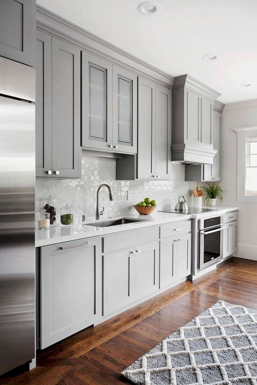 25+ Simple Ideas To Style Grey Kitchen Cabinets in