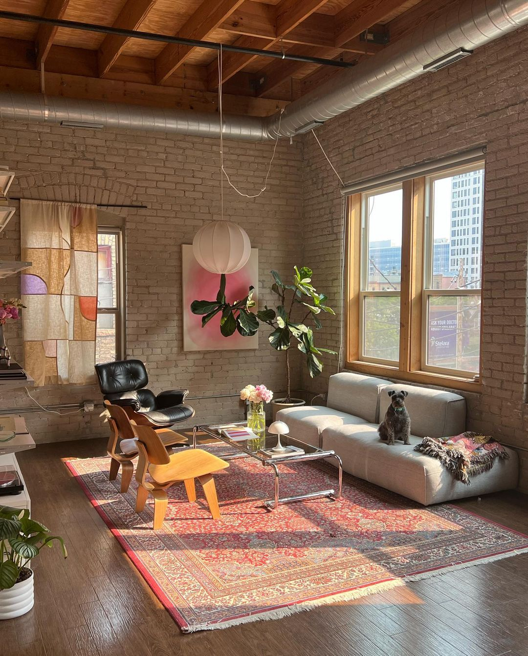 Creating an Inviting Atmosphere in Even the Smallest Living Room