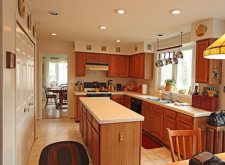 30 Best Kitchen Soffits Ideas: Smart Way For Amazing Look with