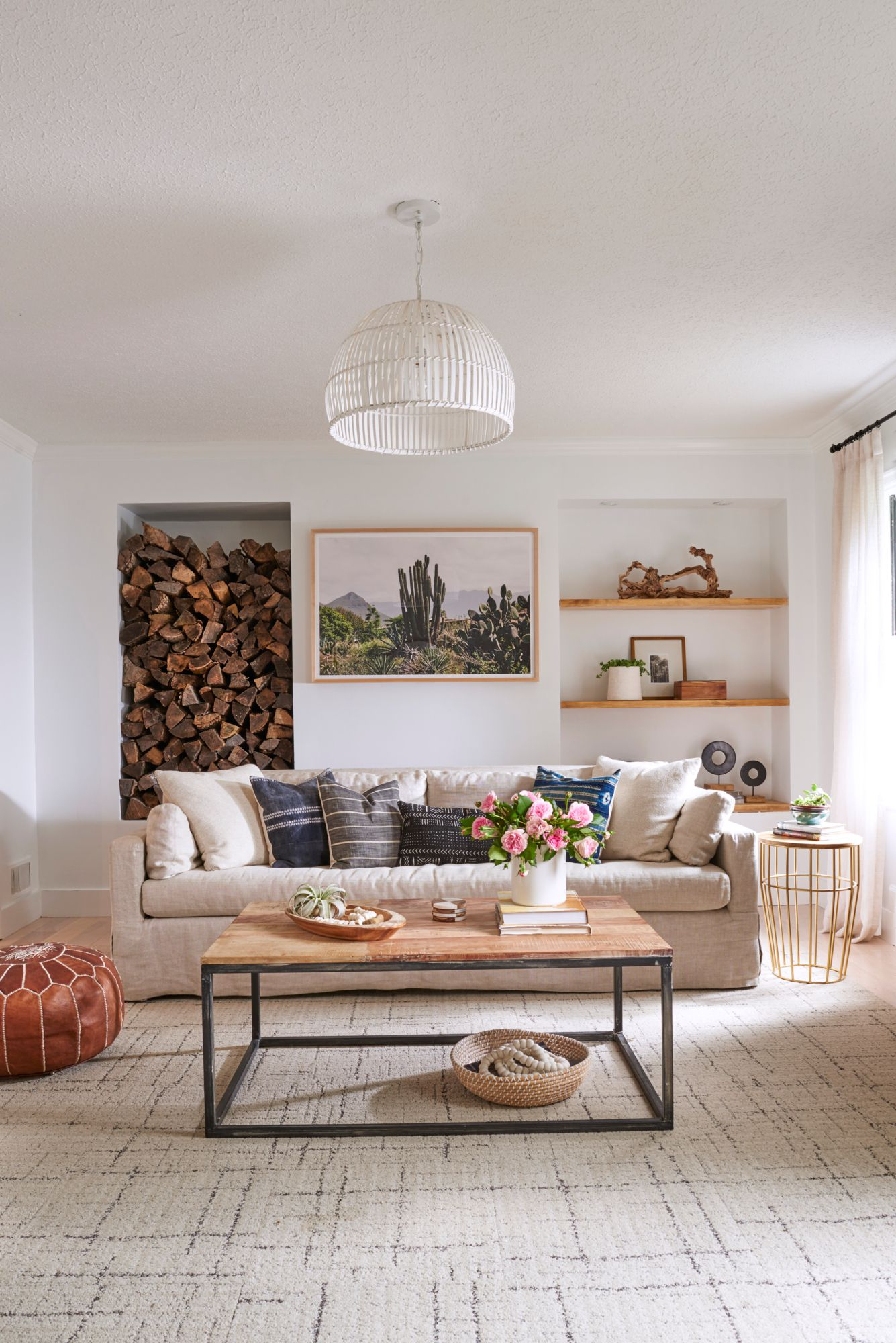 31 Minimalist Living Room Ideas To Simplify Your Space inside
