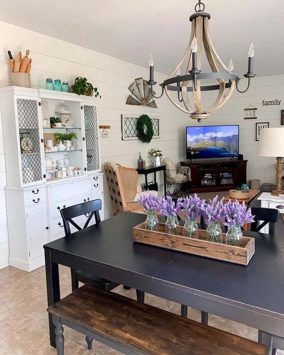 33+ Everyday Simple Dining Table Centerpiece Ideas for Beyond Flowers Simple Yet Stunning Dining Table Centerpiece Ideas