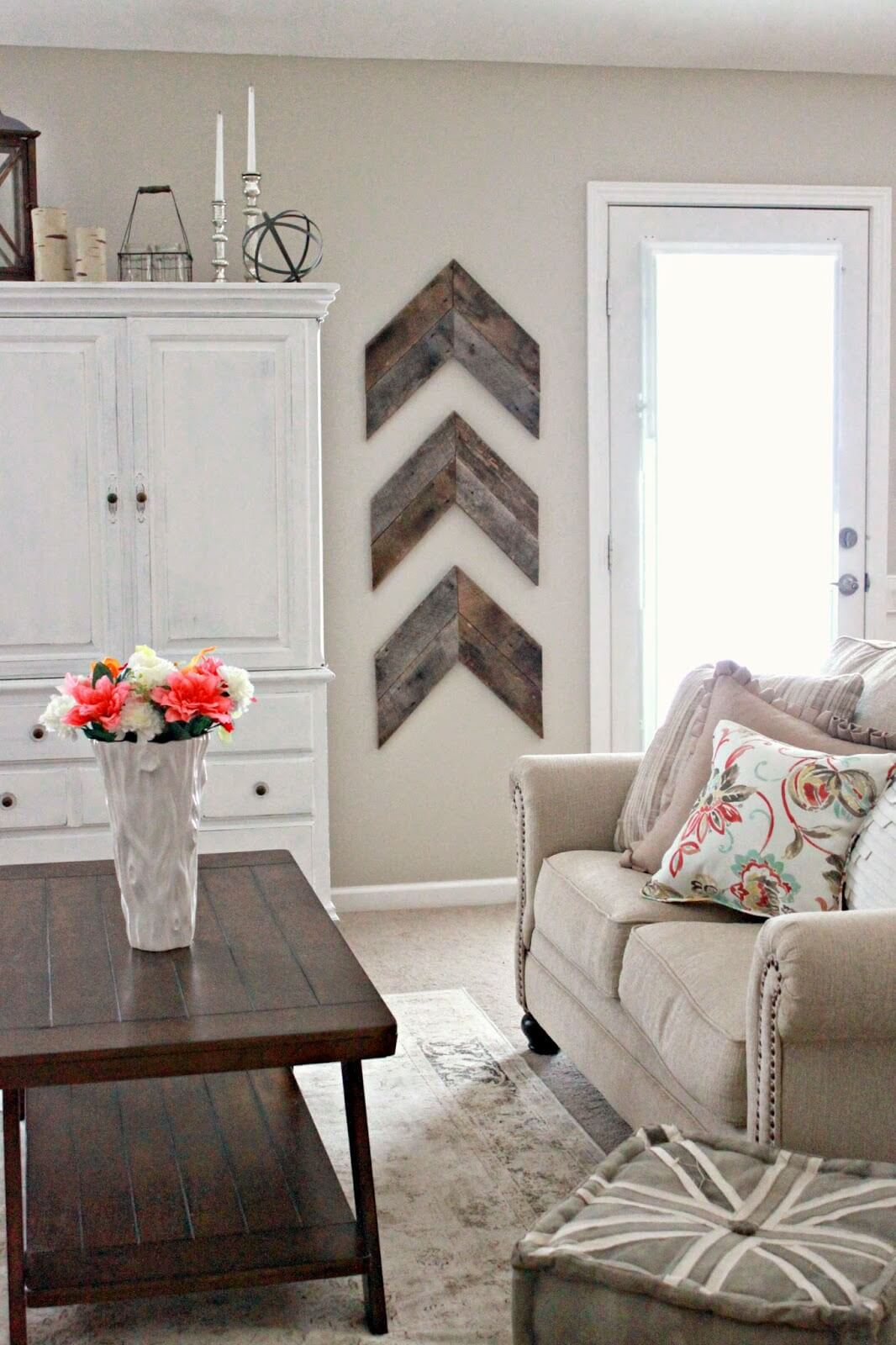 34 Diy Reclaimed Wood Projects (Ideas And Designs) For 2021 within