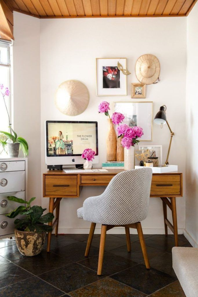 40+ Cozy Workspace Office Design Ideas - Homeadzki Website In 2020 ... throughout From Cramped to Cozy Simple Design Tweaks for Your Small Office