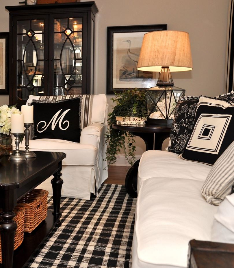 Chic and Sophisticated Black and White Decor Ideas