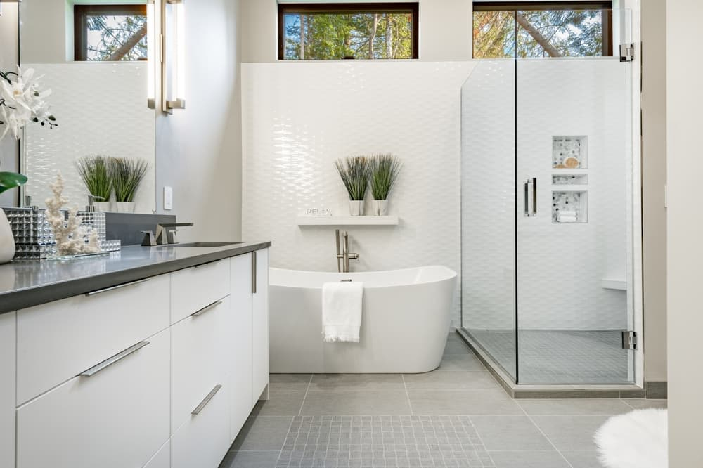 5 Smart Home Renovating Ideas For Retirement | Home Remodeling Bristol, Ri with Smart Bathroom Renovations You Can Tackle with Home Depot