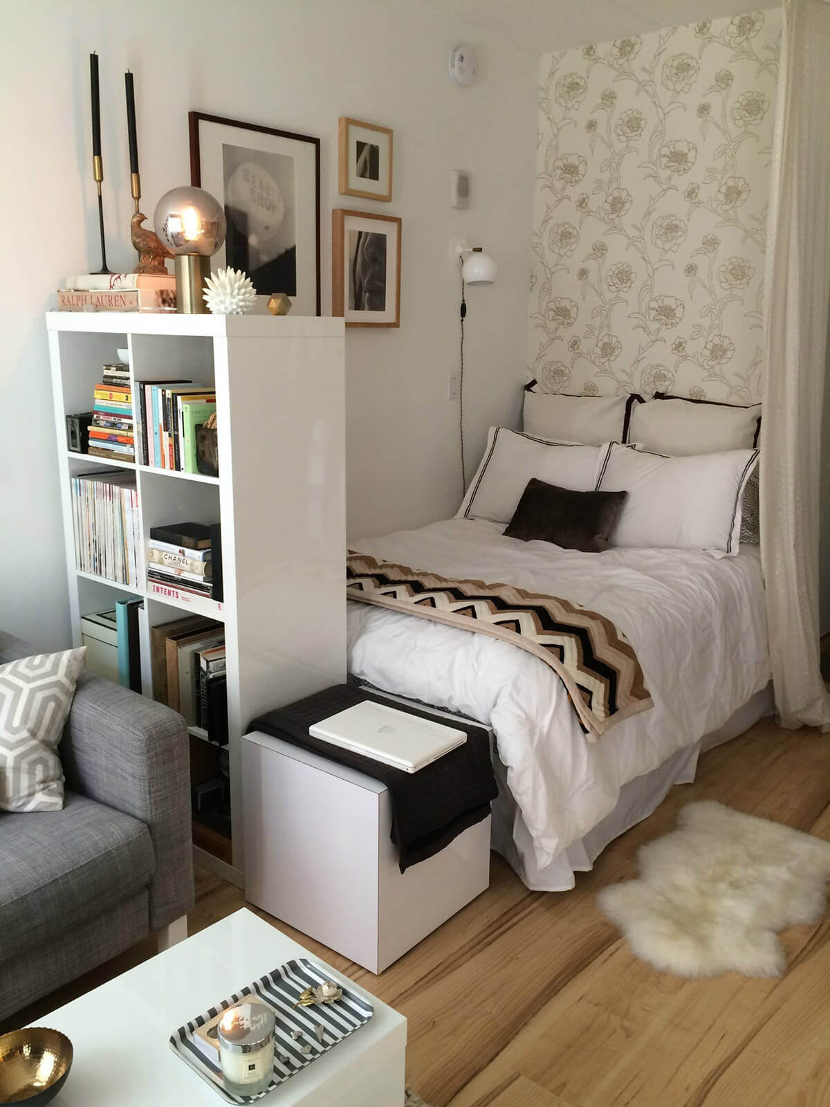 50+ Best Small Bedroom Ideas And Designs For 2021 for Unlock the Potential of Your Tiny Bedroom A Guide to Smart Design