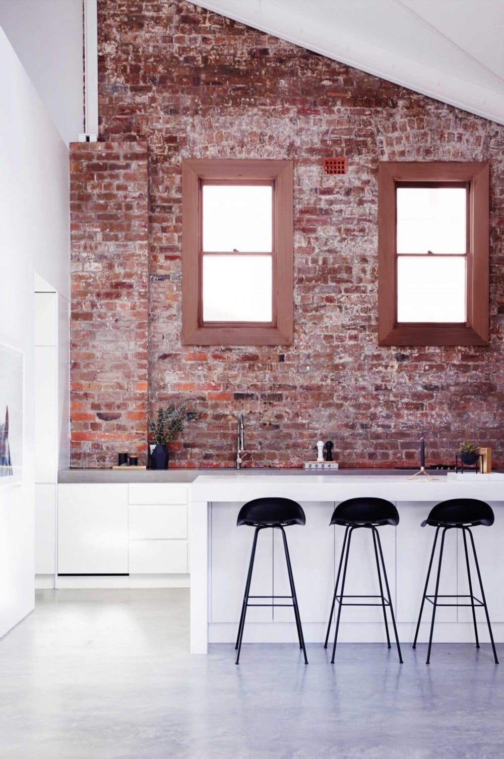 Discover the Timeless Appeal of Exposed Brick in Interior Design