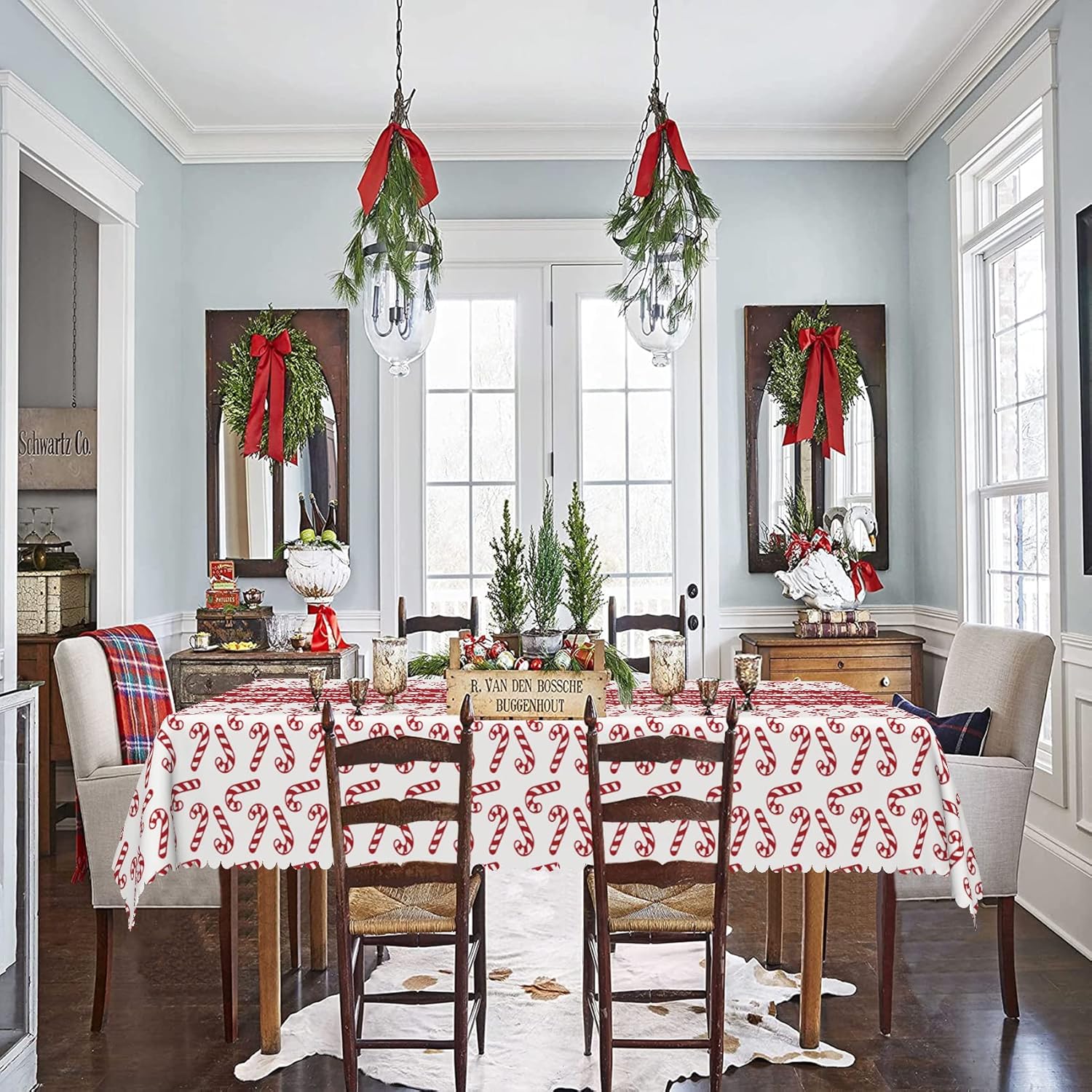 Modern Scandinavian Christmas Tablecloth Designs for a Cozy Holiday Vibe