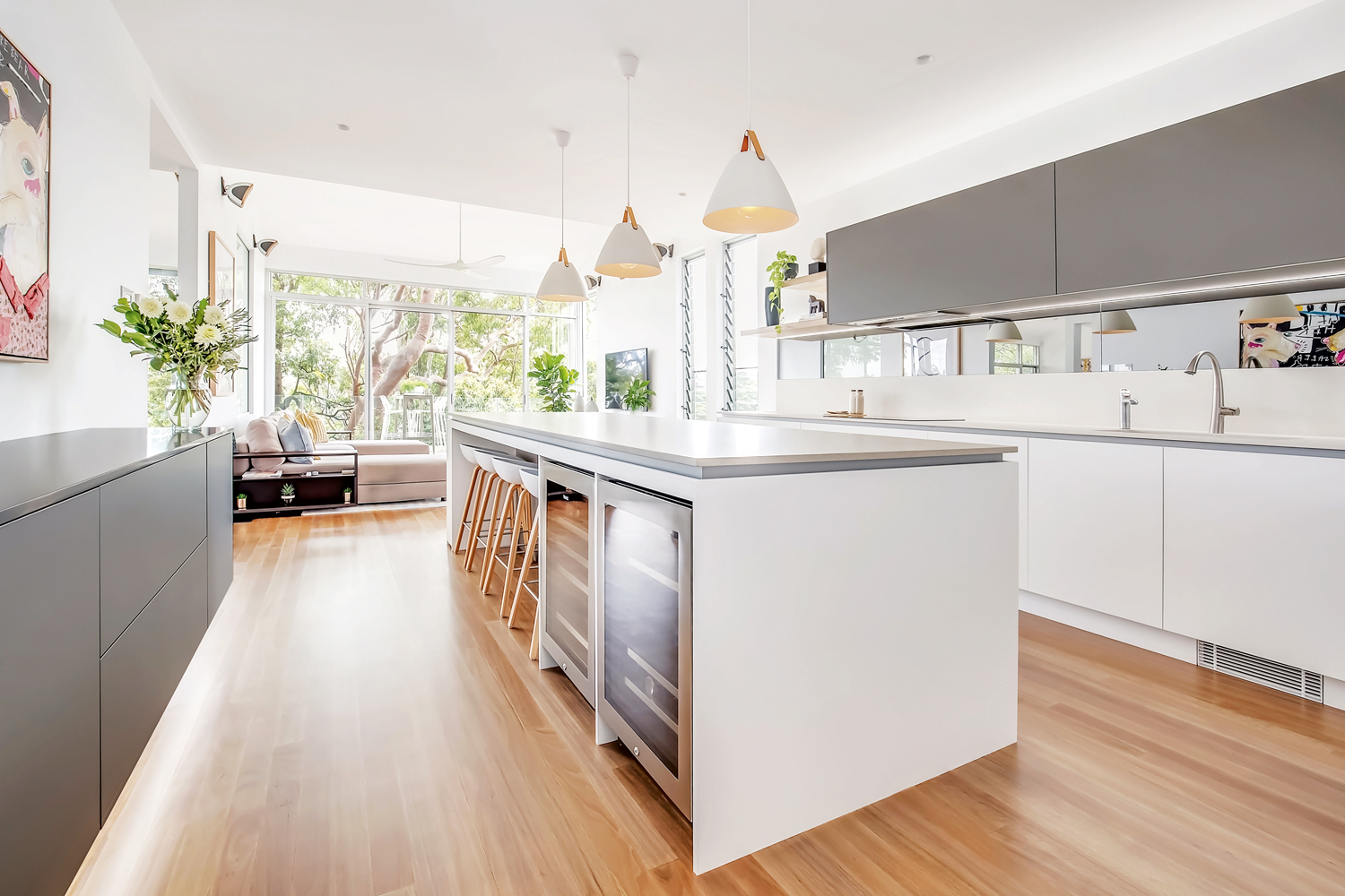 A Streamlined Kitchen With Storage - Completehome in