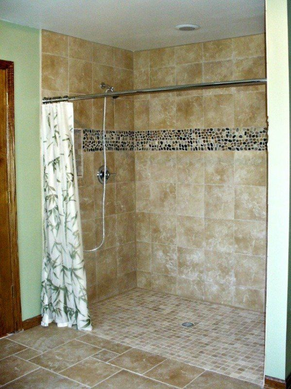 Accessible &amp;Amp; Roll-In Showers Installed | Lifeway Mobility | Accessible ... in
