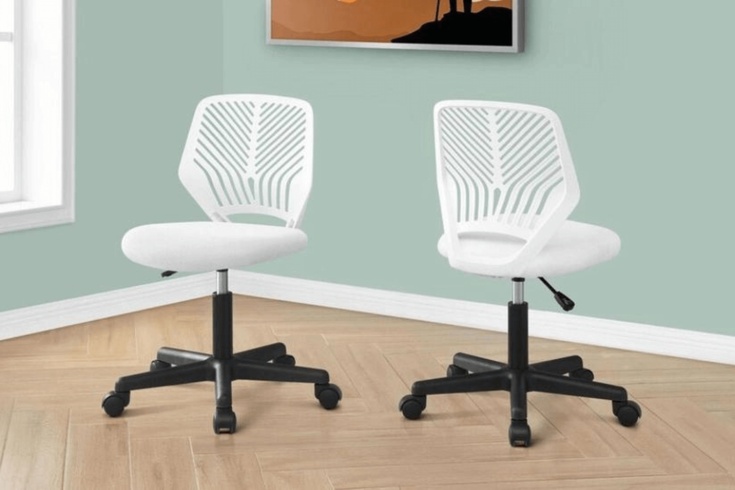 Simple Comfort How Armless Office Chairs Enhance Your Daily Work