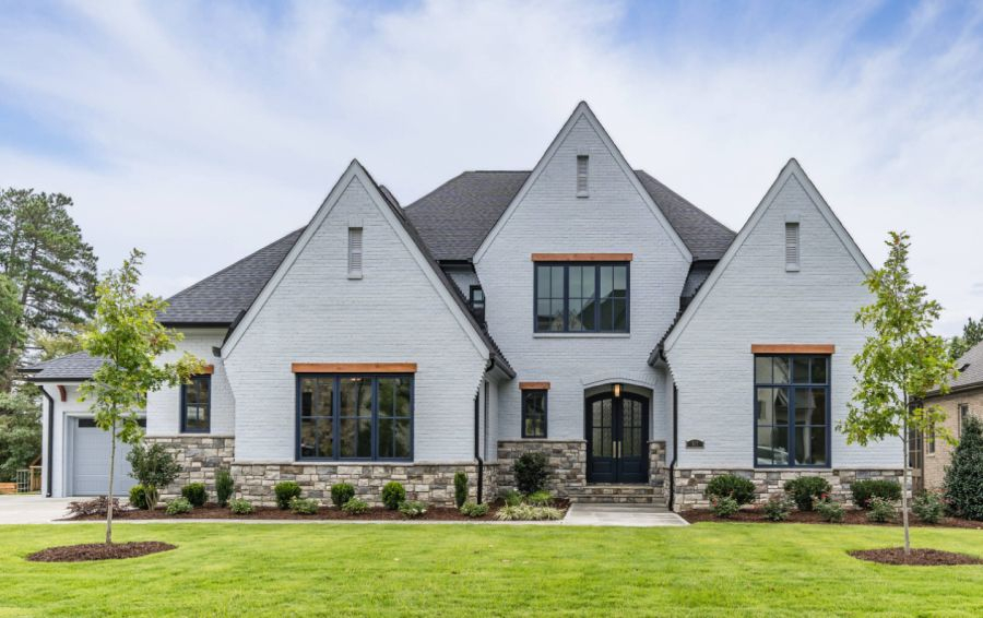 The Art of the Entrance Elevating Your Home's Front Facade