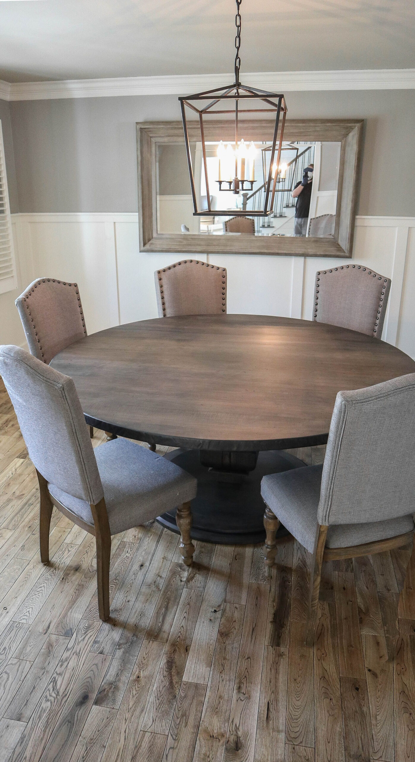 Exploring the Design Possibilities of a 72-Inch Round Dining Table