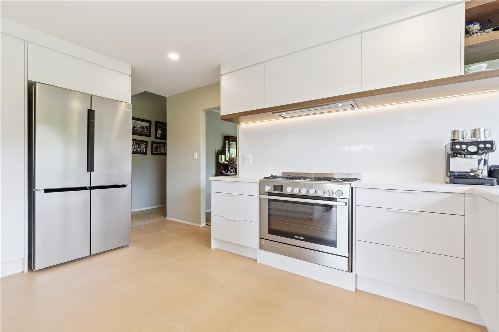 Contemporary &amp;Amp; Streamlined Kitchen - Smith &amp;Amp; Sons pertaining to