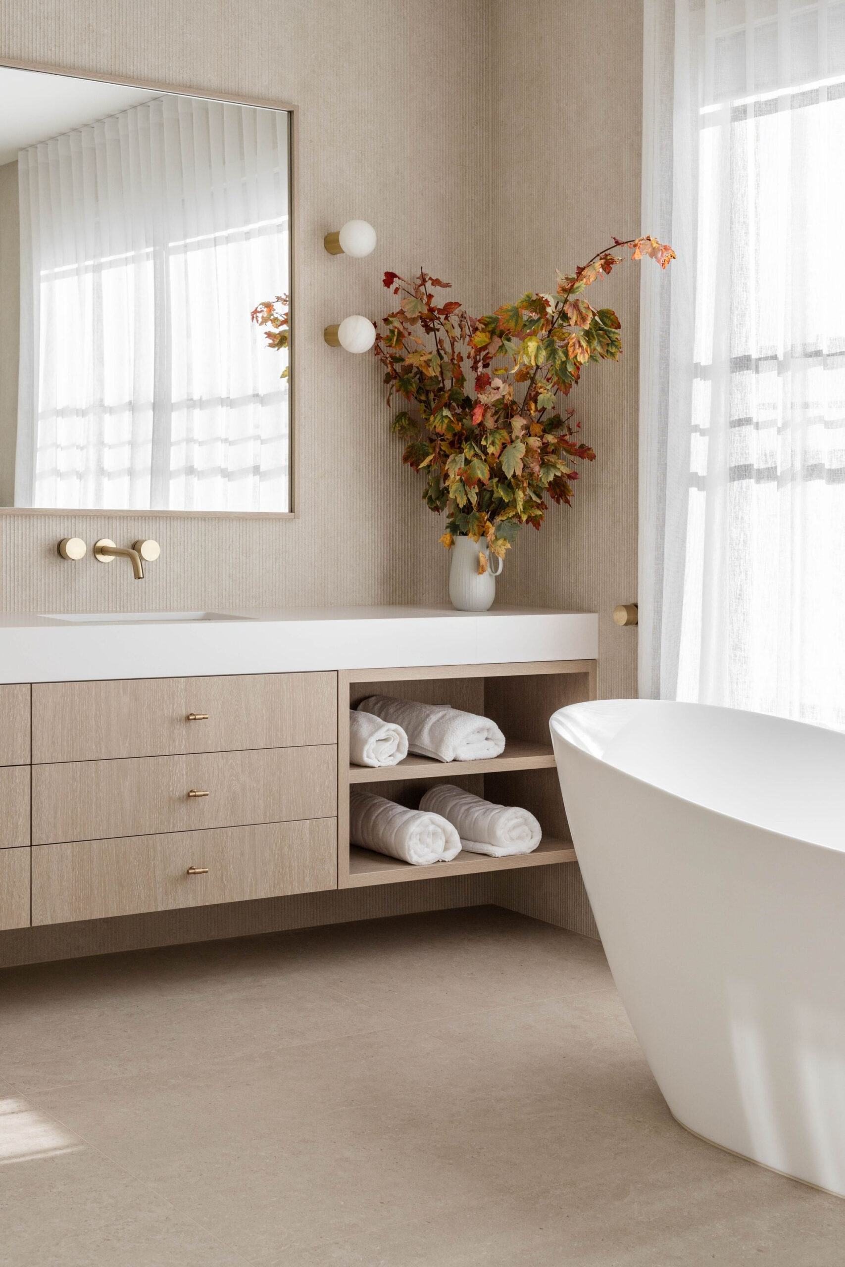 Expert Tips for Creating a Cohesive and Beautiful Bathroom Design